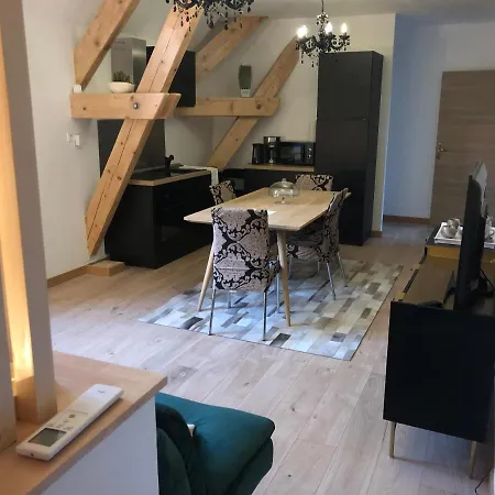 Au Chateau Du Mouillat Guest house Saint-Clair-de-la-Tour